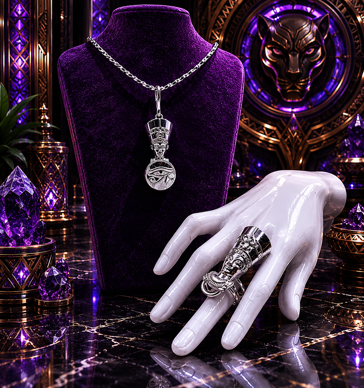 Queen Nefertiti ring
