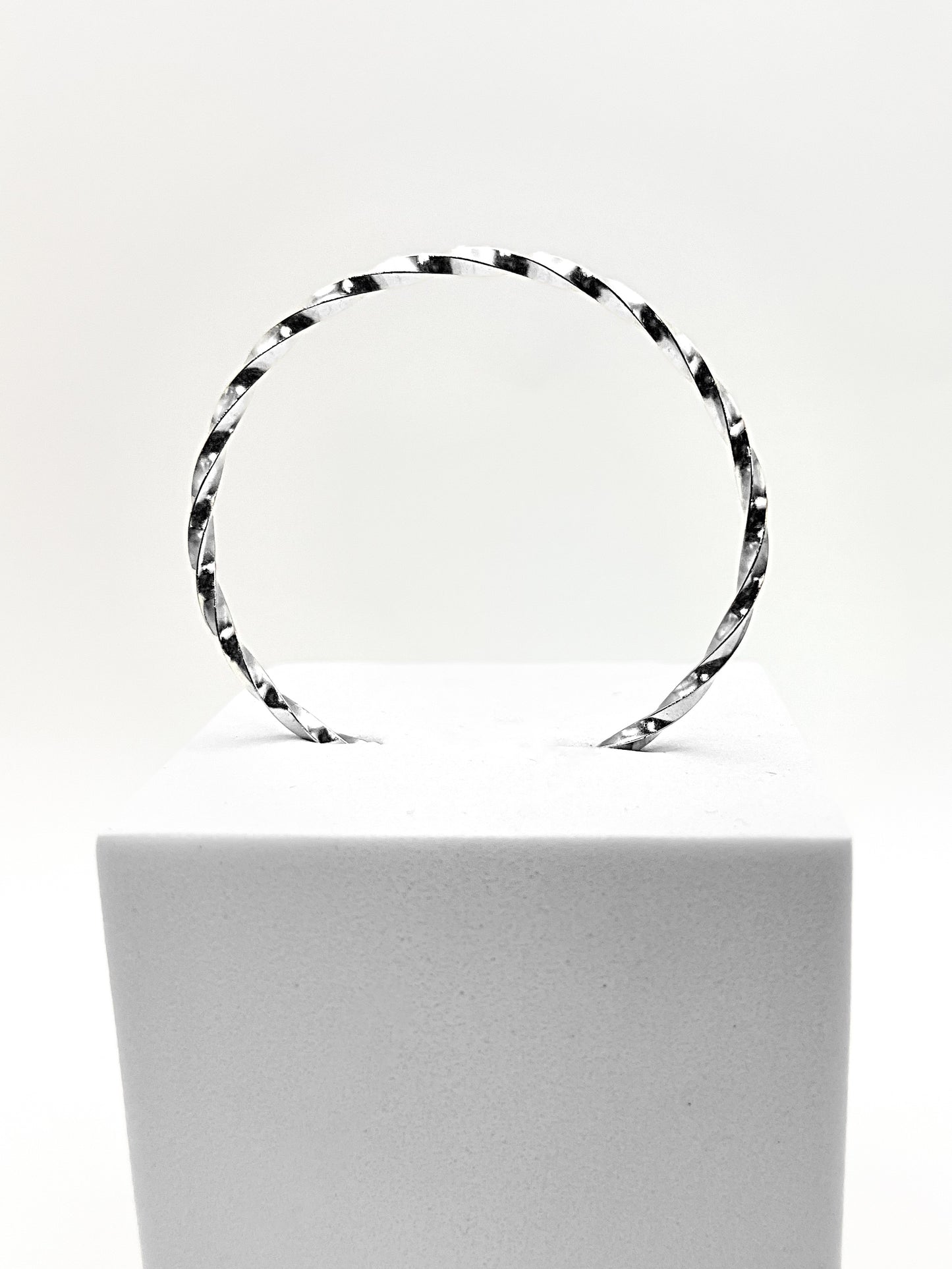 Silver Royalty Bangle (Unisex)