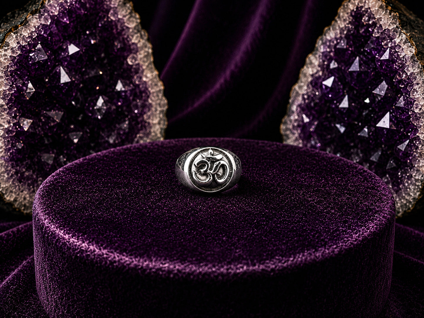 Om Ring