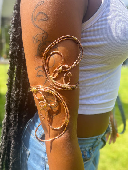 The Queens Arm band