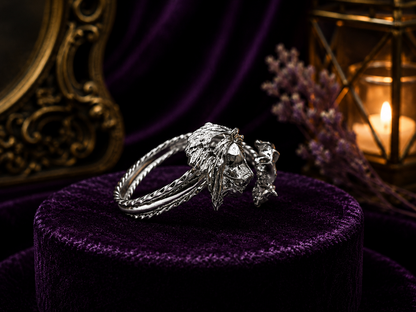 Silver double lion head bangle