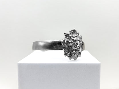 lions arm cuff